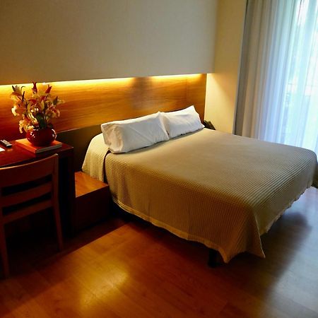 Hotel Turin Barcelona Szoba fotó